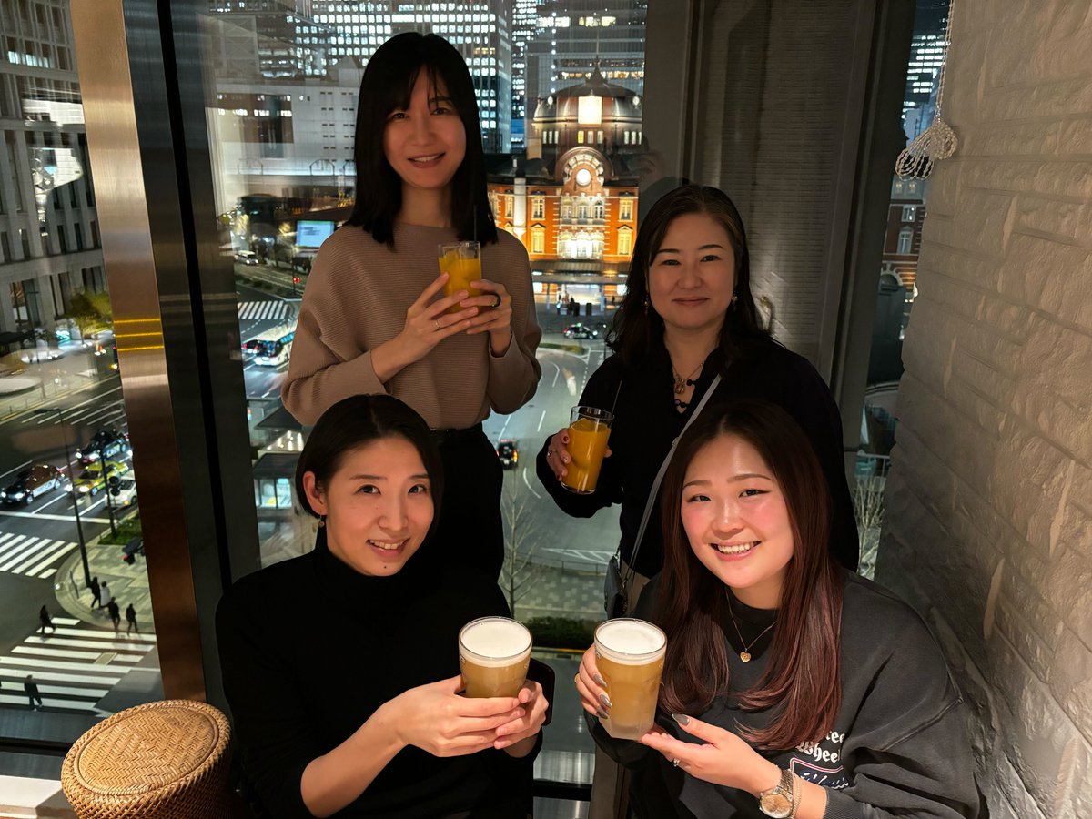 KB4People's tweet image. Embracing equality every day! 🎉 At KnowBe4, we're proud to strive for a workforce where women represent 50% of our team, not just on #InternationalWomensDay, but every day. 🚺

Here's to the inspiring women who make cybersecurity stronger! 💜

#BalanceForBetter #WomenInTech