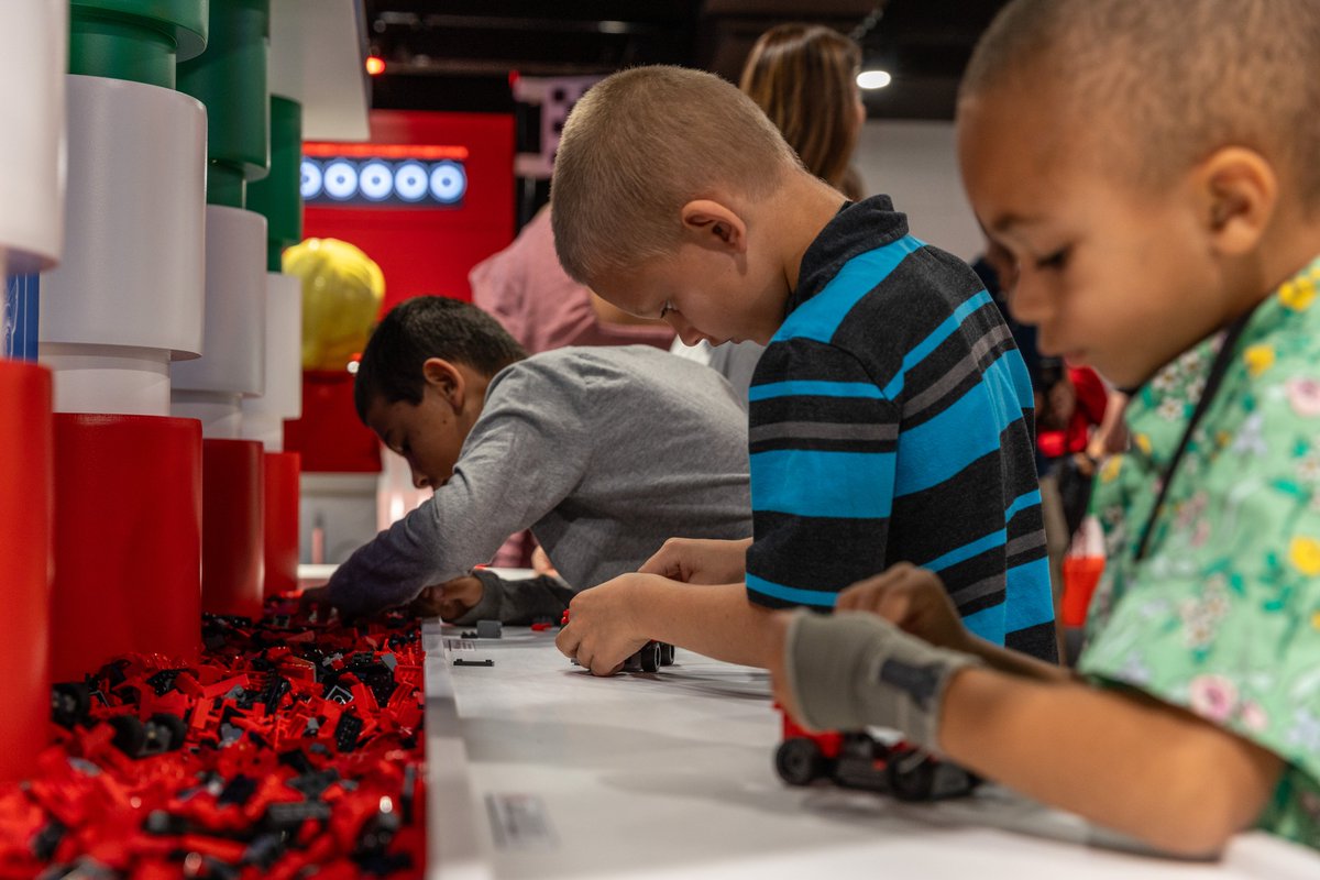 Today we sped into spring break with the 🏁 grand opening 🏁 of LEGO Ferrari Build & Race! Step into the driver’s seat to build race cars out of LEGO bricks and test them using cutting-edge digital technology & real-life racing scenarios. #LEGOFerrari bit.ly/3PcLYdW