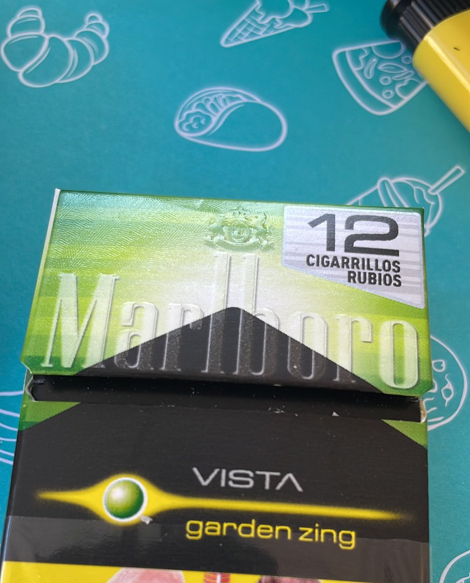 _Maria__Maria_'s tweet image. Yo sé que a nadie le importa, soy fumadora y el mundo me rechaza… pero por aquí no se habla de la falta de stock de Kent Click? Estoy fumando un Marlboro clic con sabor a quien sabe qué y es francamente🤮