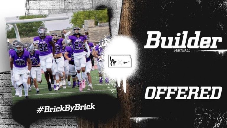 JaidenRob05's tweet photo. #AGTG After a great conversation with @CoachStrongSC I’m blessed to receive an offer @BuilderFootball @PCNorthFootball  @CoachDerekLane @lockarb15 @zeleyzele @BradleyHocker17 @recruitpcnorth https://t.co/2kObzcnGwz