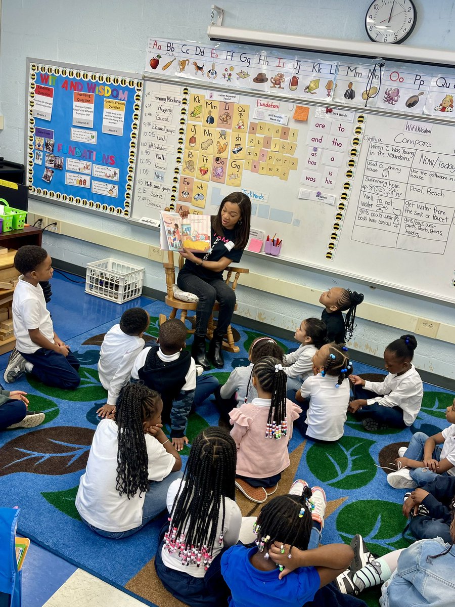 breanarossWBAL's tweet photo. Happy Read Across America Week! I had a great time reading to kindergartners at Leith Walk Elementary/ Middle School! https://t.co/b83NNZyDxF