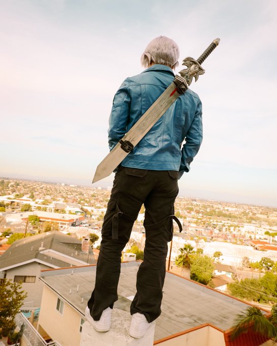 3 pic. Trunks ?️? https://t.co/AAXCljJIpk