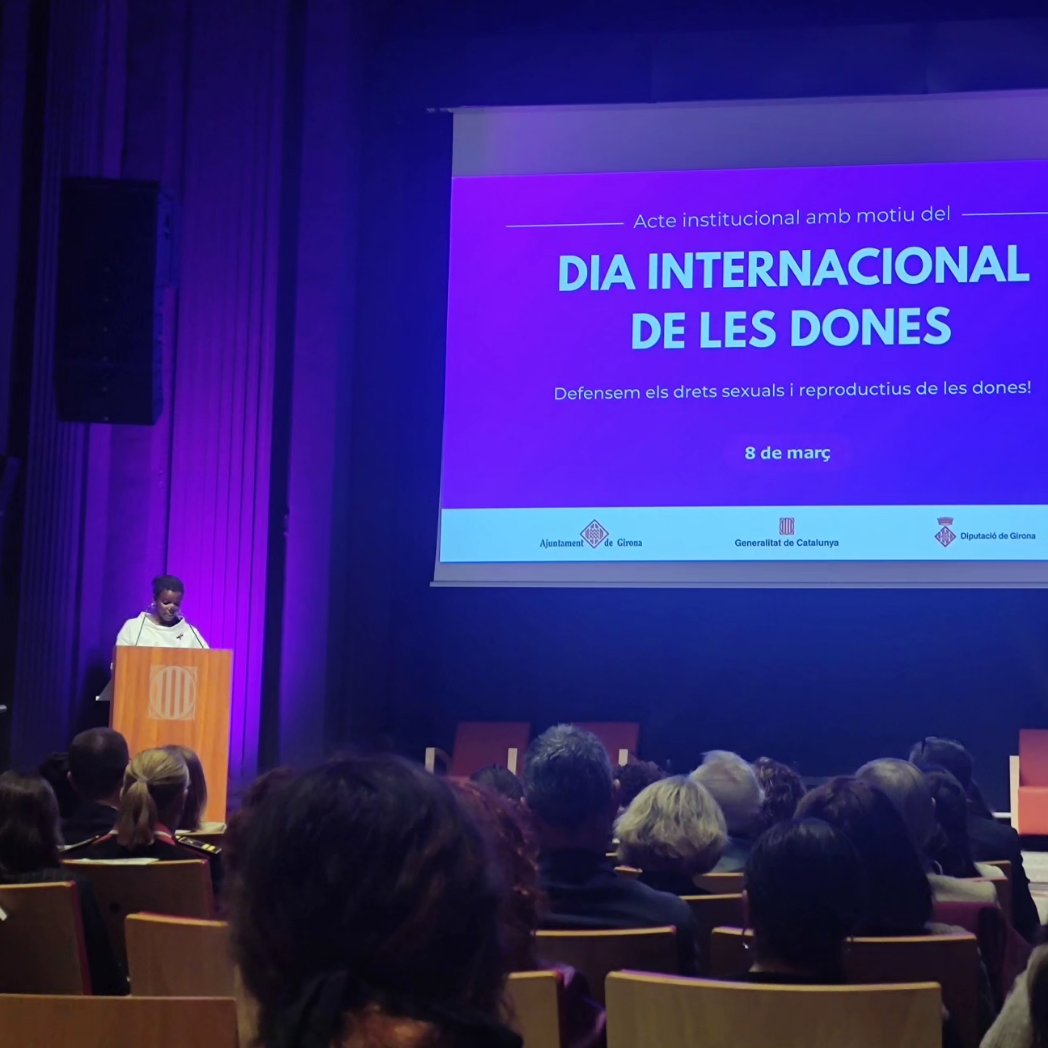 enginy_era's tweet photo. Avui, hem reivindicat el #8M, Dia de les Dones, a l'acte institucional organitzat per la @gencat , la @DiputacioGirona i l'@Girona_Cat

A ENGINY-era continuarem 
treballant per la igualtat, la coeducació i per divulgar les STEAM sense estereotips ni discriminacions 💪🏻💜 https://t.co/EMpteA7O4k
