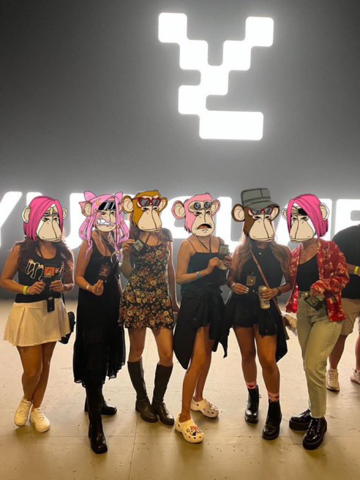 Happy International Ladies day! 
Honored to know you 🫶🤍