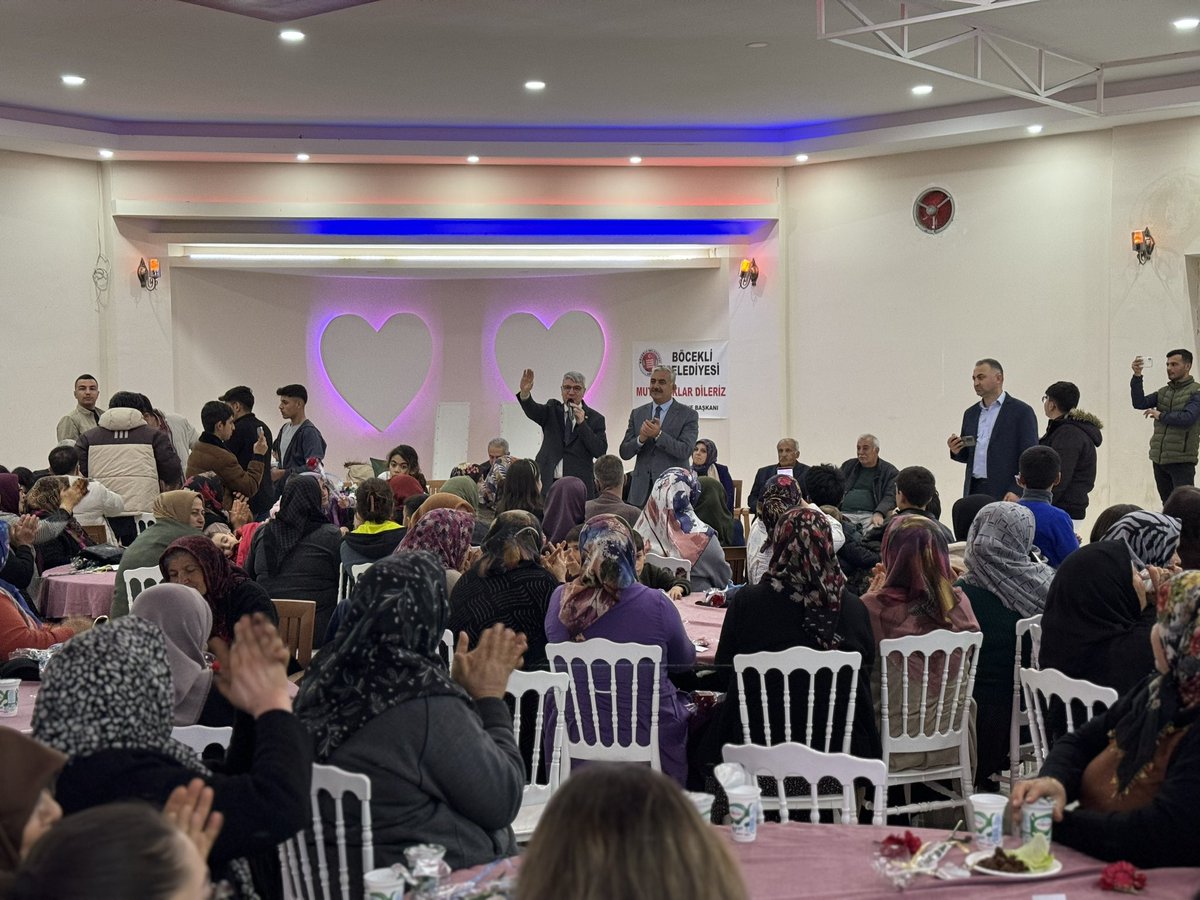 “Maşallah bugün Böcekli bir başka güzeldi.”

İl Başkan Yardımcımız Mehmet Sadi Binboğa ve Düziçi teşkilatımız ile birlikte Böceklili hemşehrimiz ile bir araya geldik.

Gördüm ki;Böcekli Kararını şimdiden vermiş Doğan Başkan ile yola devam demiş.

#Türkiyebilir