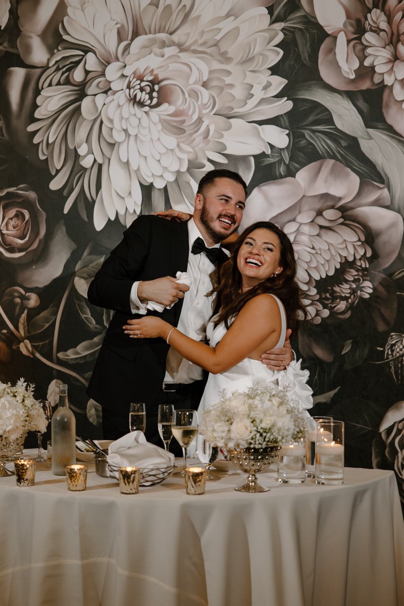 Wined, dined, and wed 💍💕

📸 Emma Petersen Photography 

#lmstudiochi #chicagoeventvenue #chicagowedding #chicagobride #chicagogram #weddingphotos #brideinspo