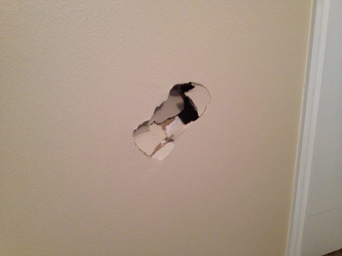 Just found out that nonwhite men commit sexual violence at a rate far exceeding that of white men and nobody talks about it because it’s “racist” 
#NationalWomensDay