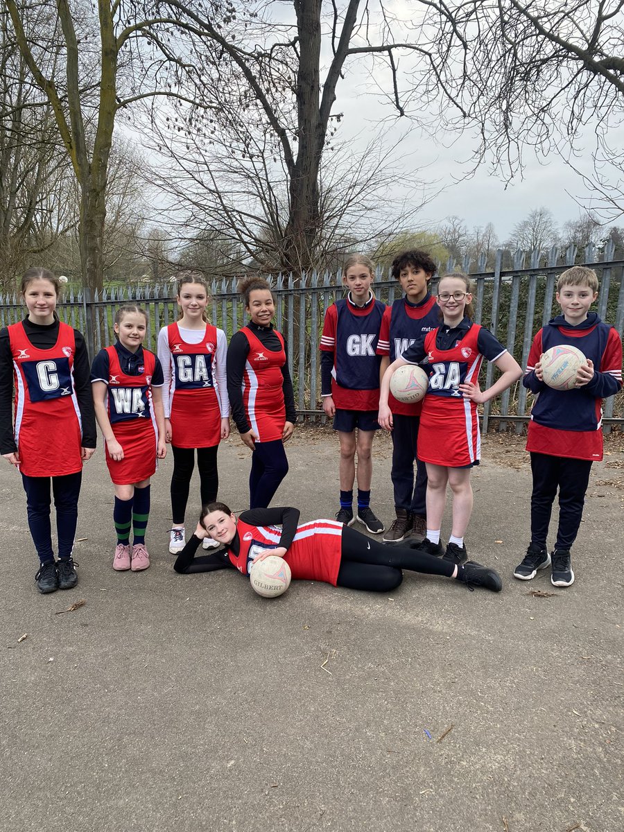 What a lovely bunch we have here. Our Y7 netball team travelled to @sjmspe PE yesterday for their district netball tournament. No medals this time but they made every game enjoyable. Well done guys 👏