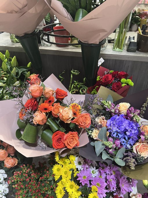 Buy me flowers by subscribing to my of https://t.co/z8zadxXxoW<a href="/tag/imagineprofilnou%C4%83"class="tags"><span>#imagineprofilnouă</span></a>