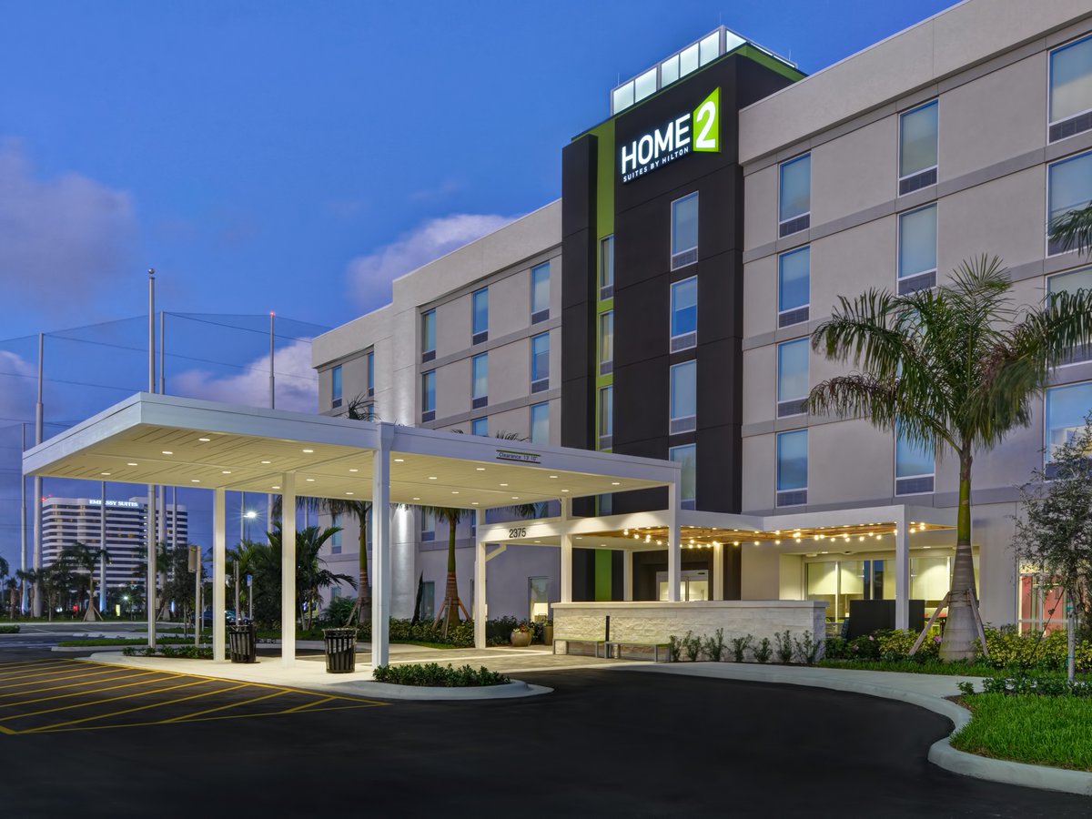 pbboatshow tweet media