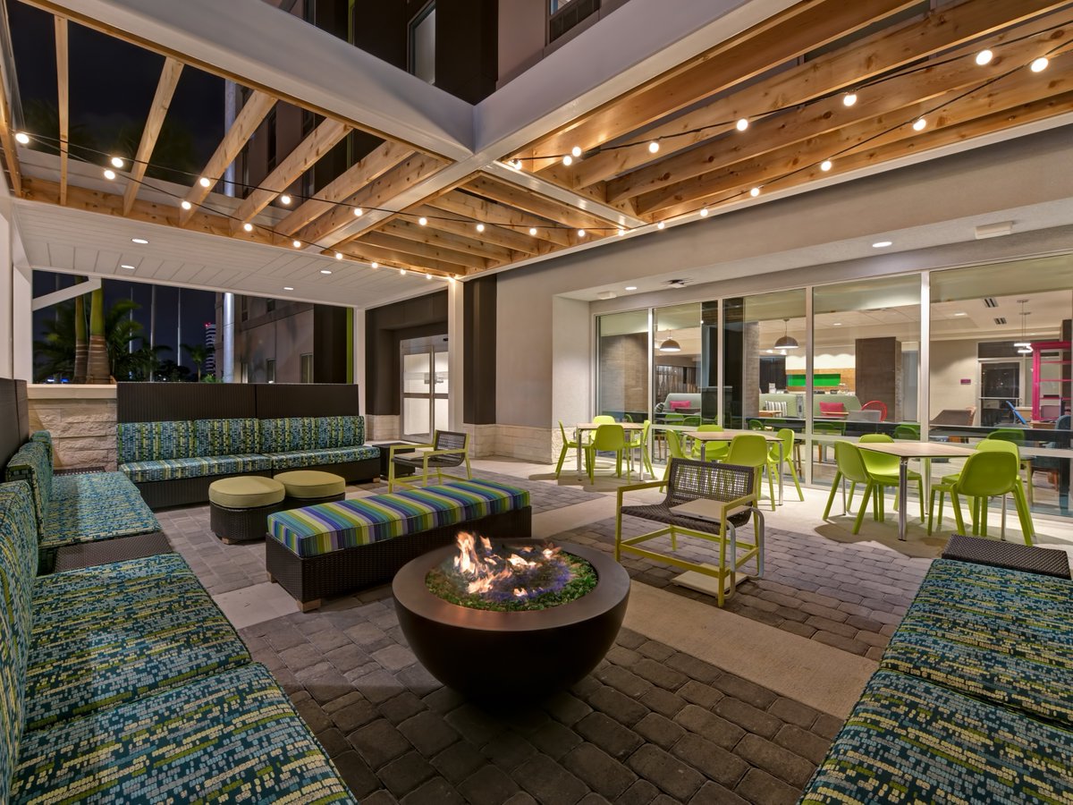 pbboatshow tweet media