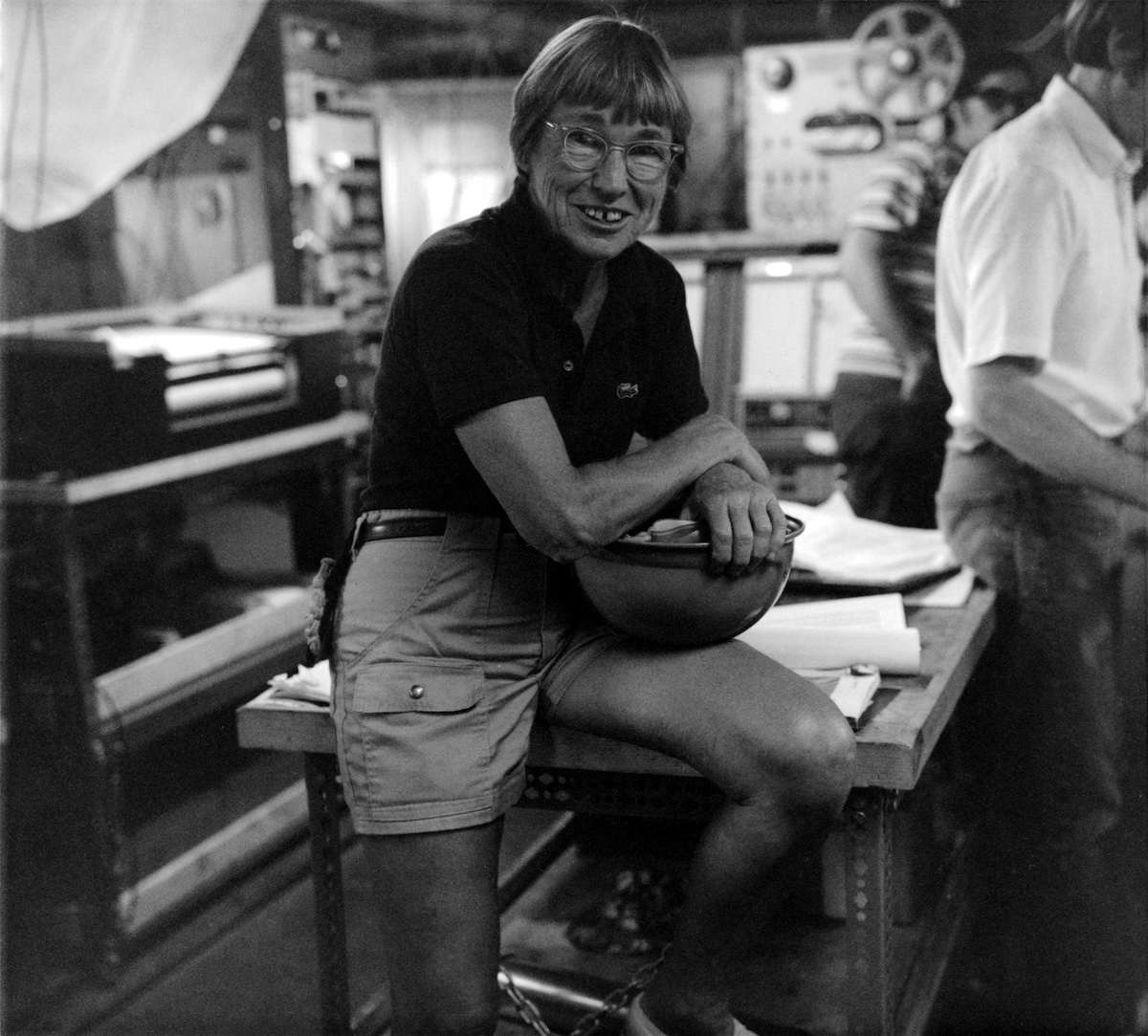 WHOI's tweet photo. From the 1950s-90s, Betty Bunce was the first #WHOI #female #oceanographer to: go to sea for more than a day; serve as #ChiefSci on a WHOI ship; become dept. chair; and dive in #HOVAlvin.
Get to know this #OceanPioneer: https://t.co/EWPfnEqEEe
#WomensHistoryMonth #WomeninSTEM https://t.co/JlsmsPNJyC