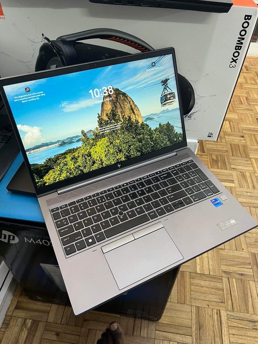 Core i7-11 th Zbook/inbox:0713696195