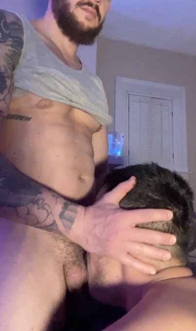 Watch Matthew Camp's leaked NSFW photo on TwXstars