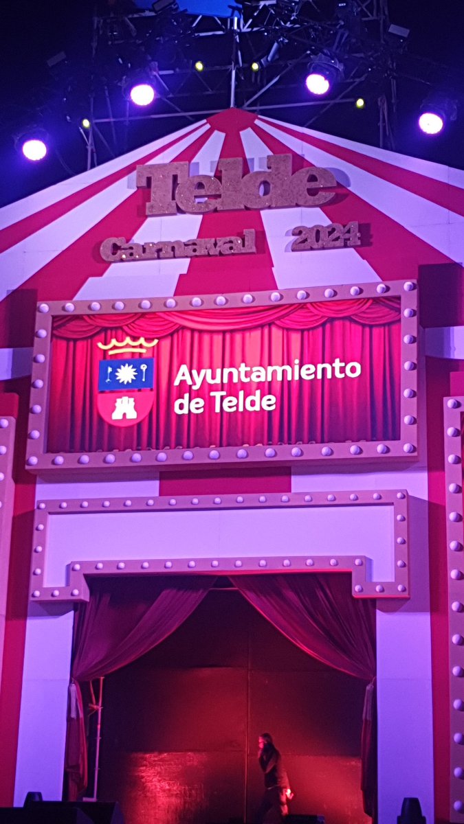 No todo va a ser trabajo. Gala drag de <a href="/Ayun_Telde/">Ayuntamiento de Telde</a> #drag