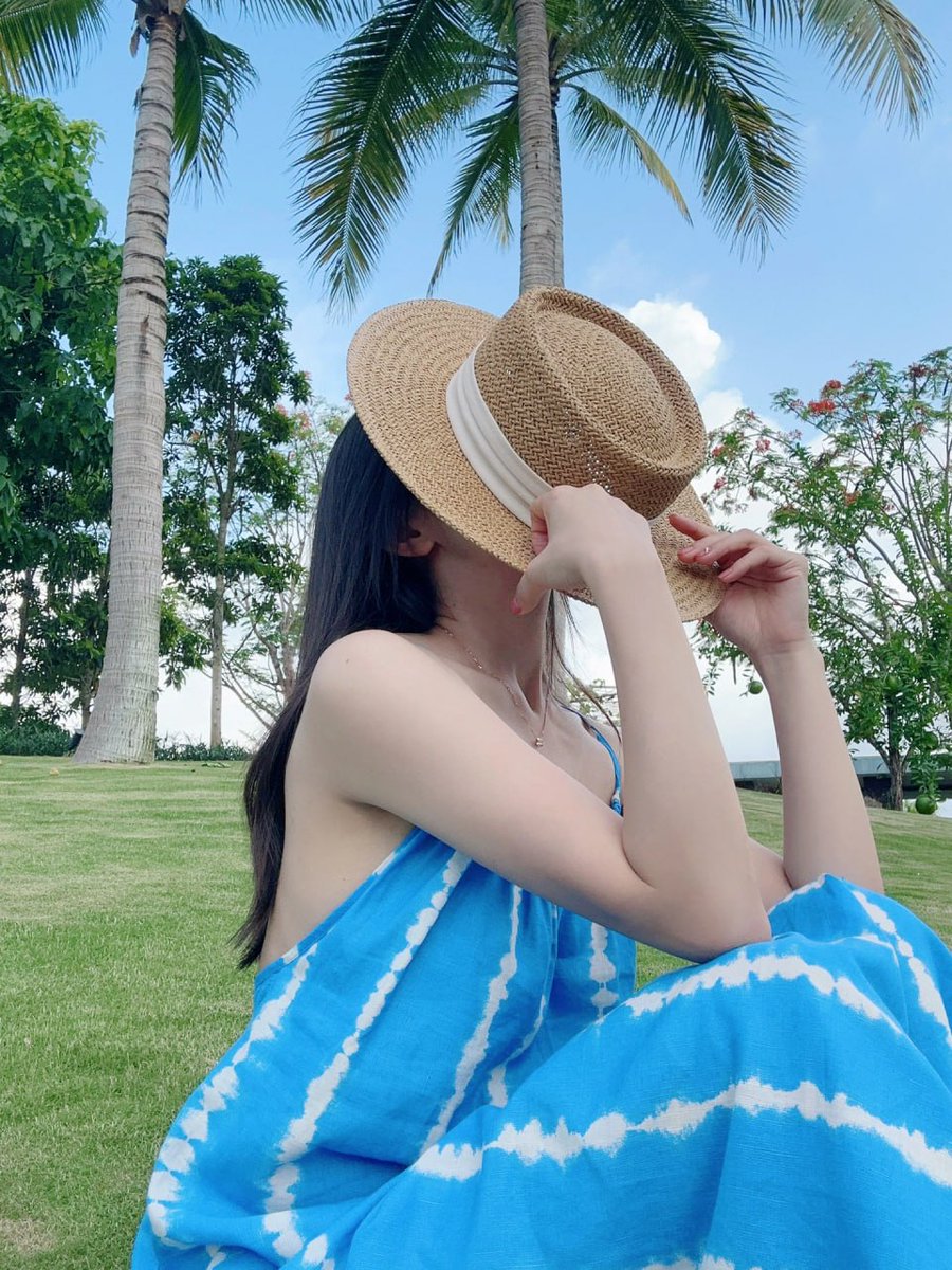 I think the heart should be good not the face is important for a person🥰