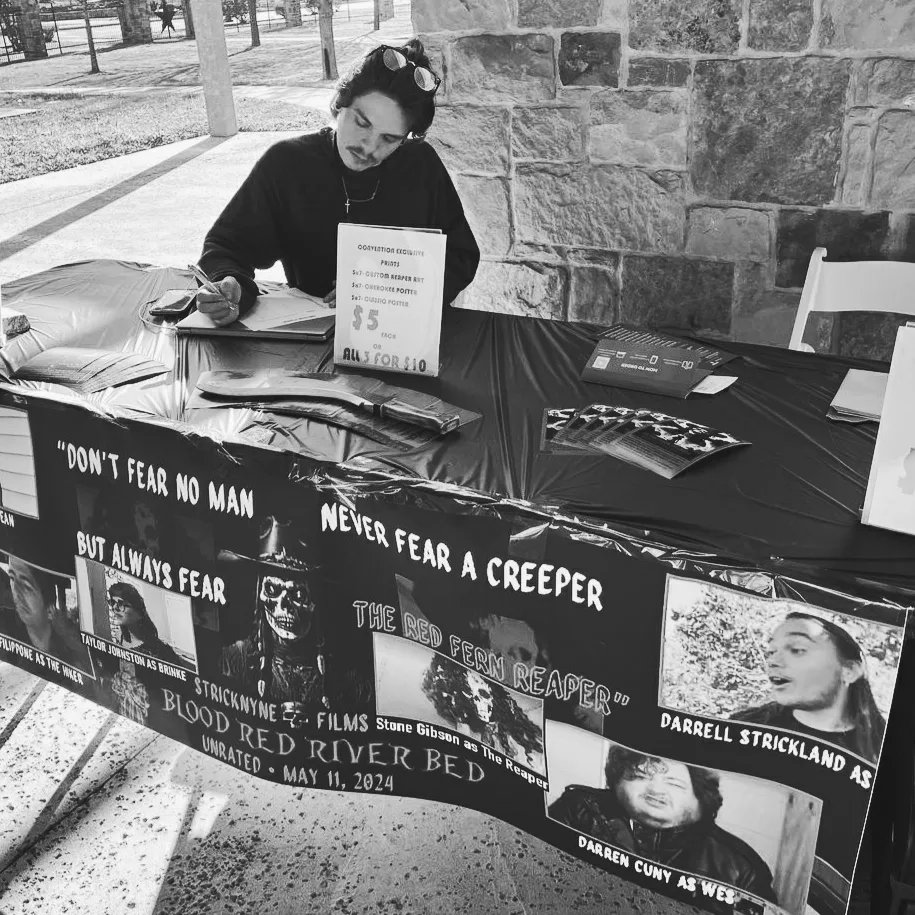 DeceptionStu23's tweet photo. The Blood Red River Bed booth at @Cultclassiccon last weekend!
.
.
.
#bloodredriverbed #theredfernreaper #cultclassic #convention #con #HorrorMovies #HorrorCommunity #NativeAmerican #nativeart #indiefilm #indiefilmmaking #texas #oklahoma #deceptiongang #deceptionstudios https://t.co/9DOgj3Q0IM