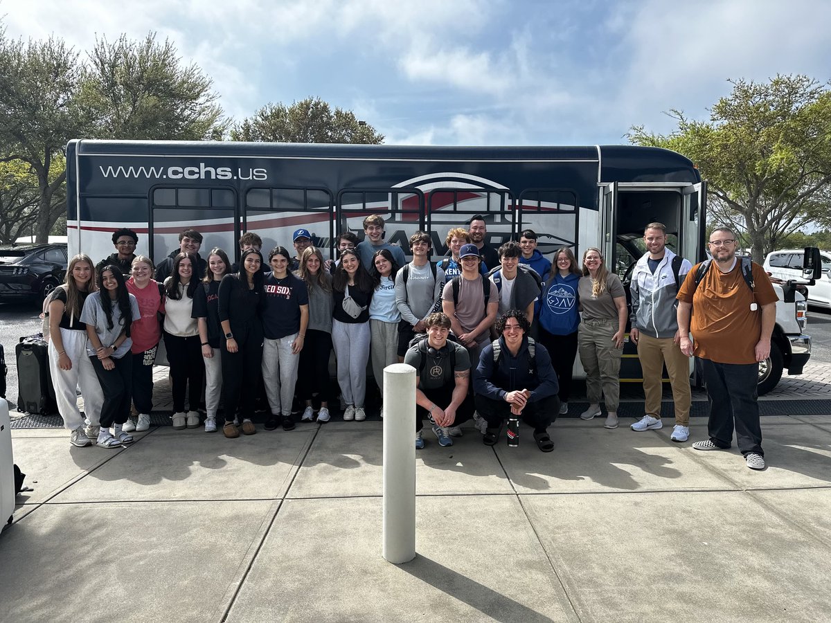 CalvaryChurchCl's tweet photo. Keep the CCHS London team in your prayers this week as they go to work alongside our X150 partners there in the region! https://t.co/Nu8Z7iYZk9