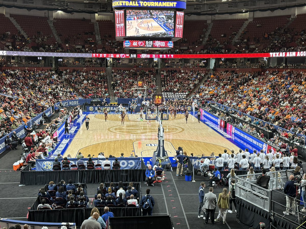 @Daktronics LED scorers tables are looking fantastic here in Greenville for a day 3 of the SEC Women’s Basketball Tournament.   #DakCollege