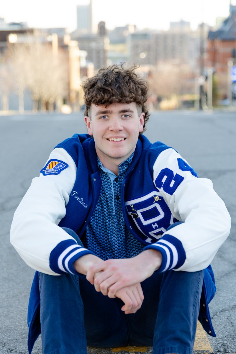 ActionShotsKC's tweet photo. I love an image that shows rich and vibrant color, but there is just something about a b/w photo! 📷❤️#timeless #classic
2024 Seniors it's not too late! https://t.co/C31ucVOdZJ https://t.co/qVj0DfpXfu