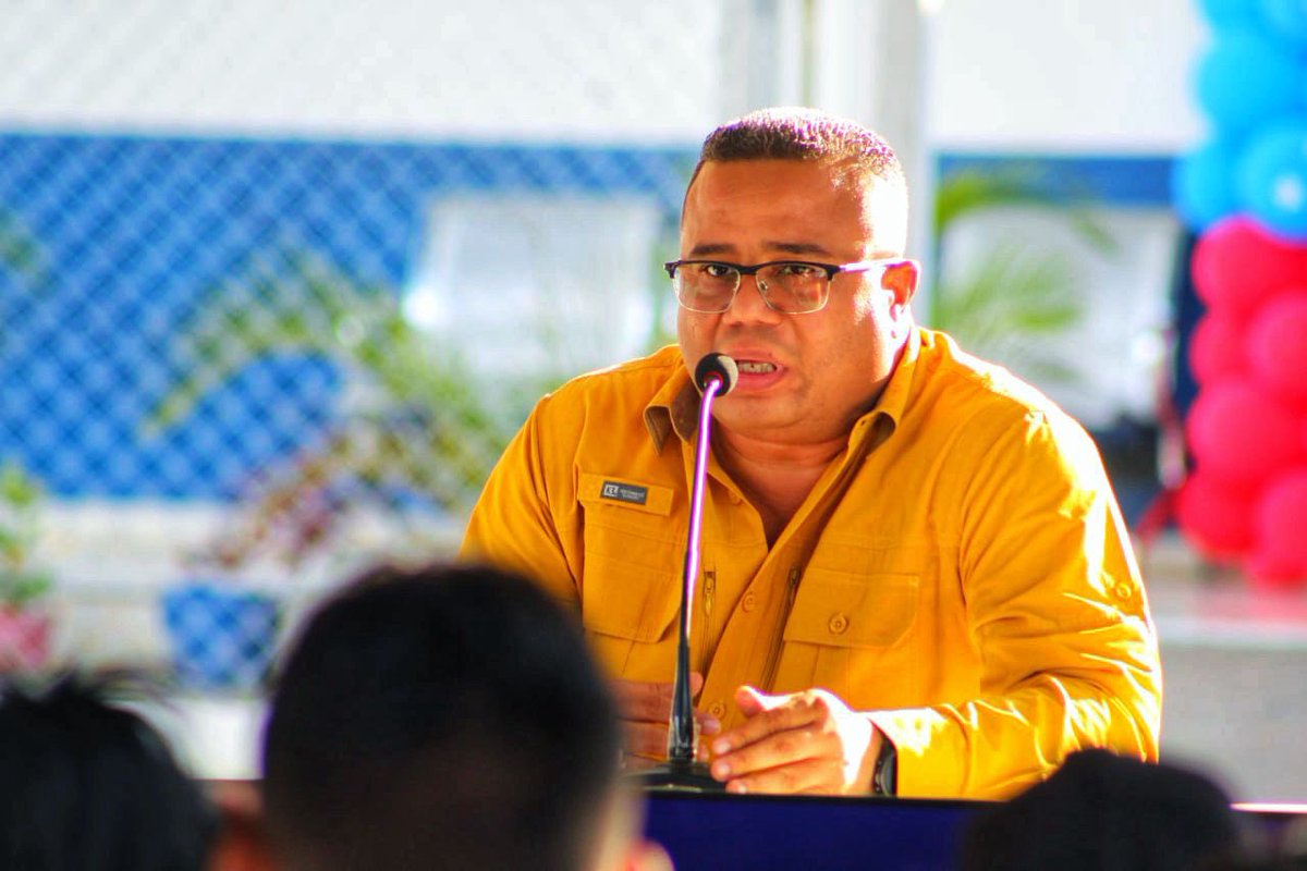 Acompañado por el pueblo de Calabozo, en el marco de sus 300 años y en nombre de nuestro Presidente <a href="/NicolasMaduro/">Nicolás Maduro</a>, entregamos rehabilitado el SRI Misión Abajo. Seguimos optimizando las infraestructuras de salud para brindar atención gratuita y de la más alta calidad.