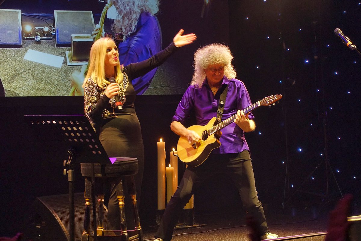 offqueenbandfan's tweet photo. #OTD on 08/03/2016. #BrianMay played with #KerryEllis at the Kongresove Centrum in Prague, Czech Republic, during the #OneVoiceTour. https://t.co/Mgegdsot5G