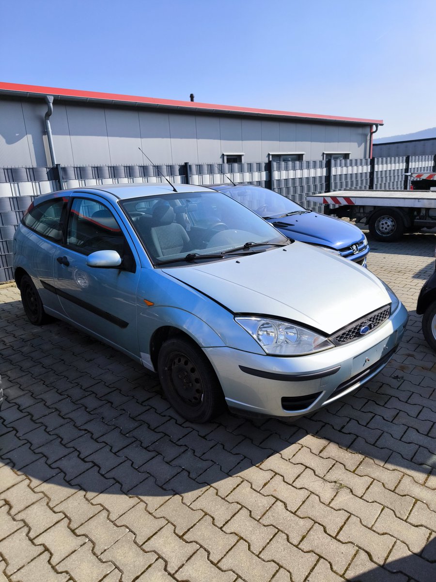 jagcarman's tweet photo. Leute ich hab mir ein zweites Auto gekauft https://t.co/fvhjbis8Jn