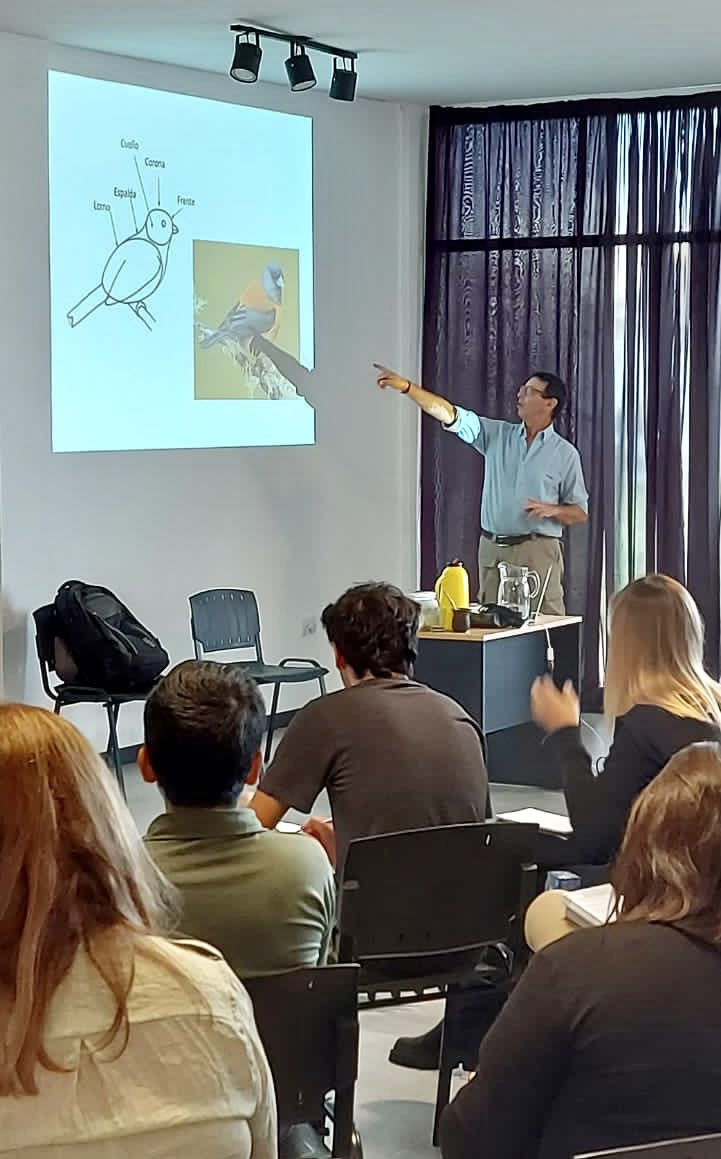 HoracioMataraSo's tweet photo. CURSO DE AVES!!

4 al 7 de Abril de 2024
Presencial durante 4 días en los Esteros del Iberá
Loreto, Provincia de Corrientes, Noreste de Argentina

El curso será en esta oportunidad presencial  en forma intensiva durante 4 días en los Esteros del Iberá, info@buenosdiasbirding.com https://t.co/FnuuD4PBrB