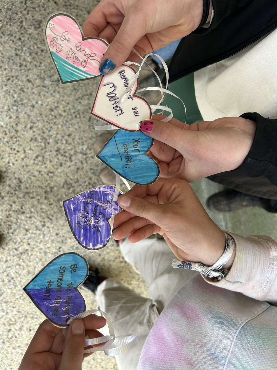 Random acts of Kindness spread throughout the wonderful community of Tweed by our students!