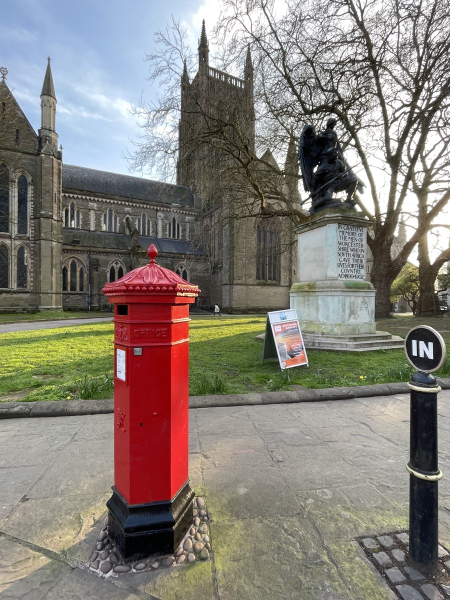 Some Worcester landmarks this week for #PostboxSaturday, plus guest appearances by @TheMoRW @WorcCathedral and @WorcsChoral