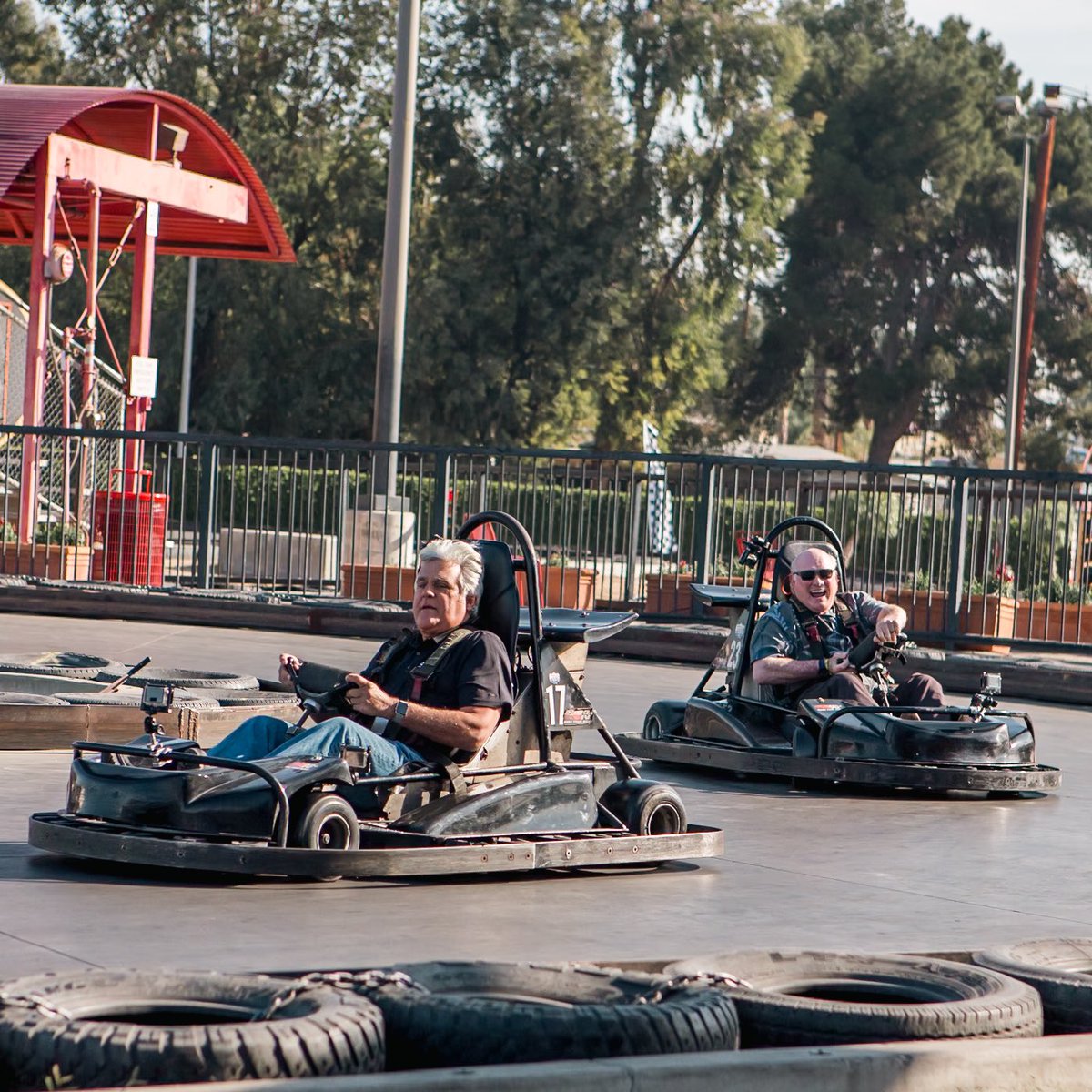 That time I overtook 4 time Super Bowl winner Terry Bradshaw in a sport that really matters…go carts. 🏎️🛒 #terrybradshaw #gocarting #tracktime #jayleno #mvp