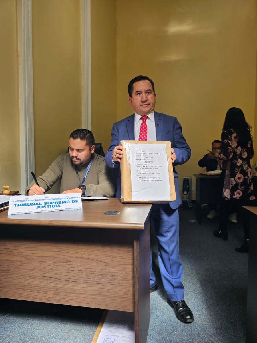 OmarMorales1965's tweet photo. En cumplimiento a la Ley N° 1549 de 06 de febrero de 2024que aprueba la CONVOCATORIA PÚBLICA PARA CANDIDATAS Y CANDIDATOS A MAGISTRADAS Y MAGISTRADOS DEL PODER JUDICIAL, el día de hoy hice oficial mi postulación al Tribunal Supremo de Justicia por el departamento de Cochabamba https://t.co/zfEiyUlupH