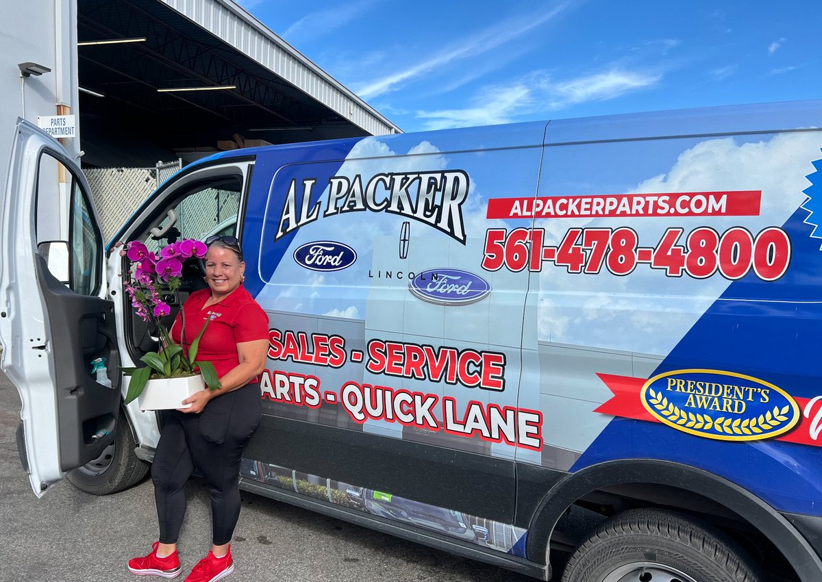 AlPackerFordwpb's tweet image. Empowered women empower women! Happy International Women's Day to all the incredible ladies at Al Packer's White Marsh Ford! Your strength, resilience, and passion drive us forward every day. Here's to celebrating you and all that you achieve. #InternationalWomensDay #WomenInAuto