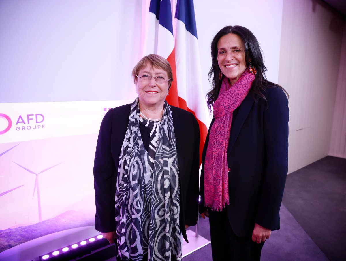 CZacharopoulou's tweet photo. #8Mars | L'@INSP_Fr récompense une ancienne élève internationale qui se distingue par l'action.
J'ai remis ce prix à Alisa Rozanova cet après-midi !
Bravo madame : votre engagement à la tête du programme mAIDan @expertisefrance de soutien à l'#Ukraine inspire un grand respect. https://t.co/eHizdv5BYk