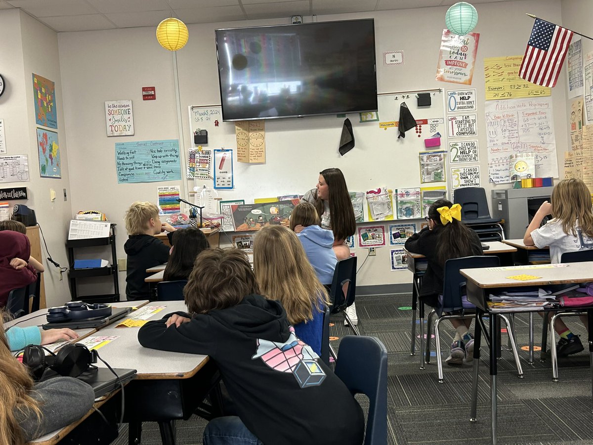 We ended #ReadAcrossAmerica week with guest readers from the LHHS Student Council! It’s been a busy week of celebrating our love of reading! 💜💛📚