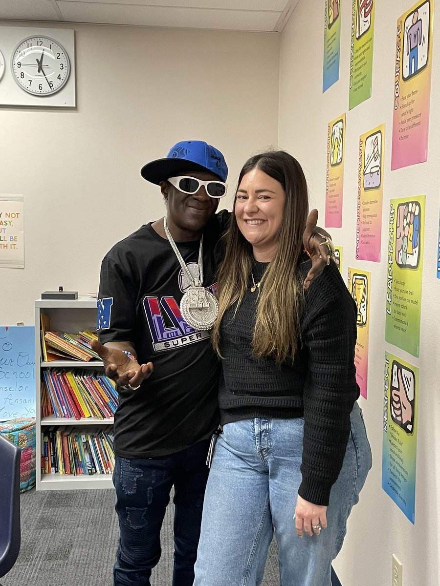 @FlavorFlav thank you for coming to deliver the importance of staying in school and the power of literacy! #nevadareadingweek @LasVegasLocally @ClarkCountySch