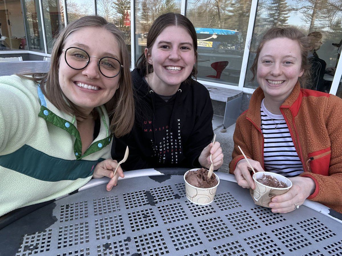 Kawate lab (@kawatelab) on Twitter photo Happy #InternationalWomansDay!! An official welcome to our #girlslab <a href="/ktcrow11/">Katie Crowther</a>
👩🔬👩🔬👩🔬 Happy #InternationalWomansDay!! An official welcome to our #girlslab <a href="/ktcrow11/">Katie Crowther</a>
👩🔬👩🔬👩🔬