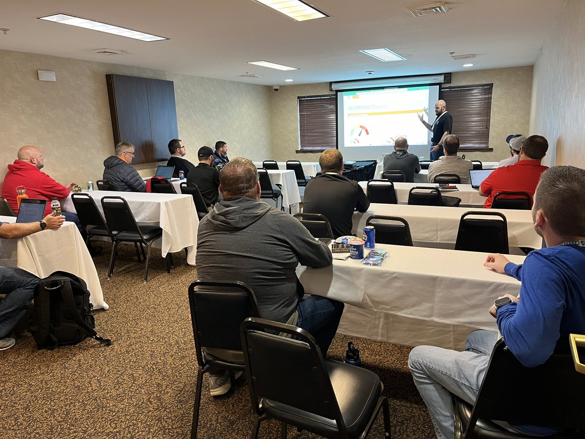 MidwestTechTalk's tweet image. Last sessions of the day! #mwttsecurity #MWTT24