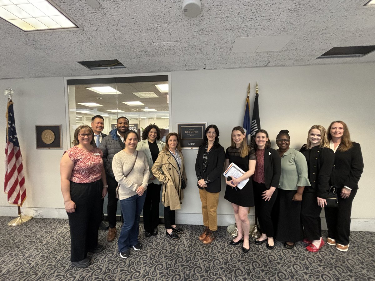 Our policy advocates joined the @FeedingAmerica network in D.C. to meet with our Texas representatives. Thank you to @JohnCornyn, @RepJasmine, @RepLloydDoggett and their staff for taking the time to discuss how we can come together to fight hunger in Texas!