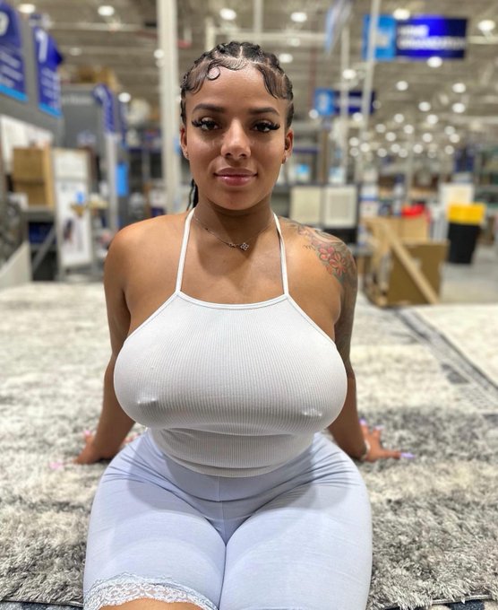 Like my piercings?🍒 https://t.co/bfp8urV7BQ<a href="/tag/pump"class="tags"><span>#pump</span></a><a href="/tag/solana"class="tags"><span>#solana</span></a>