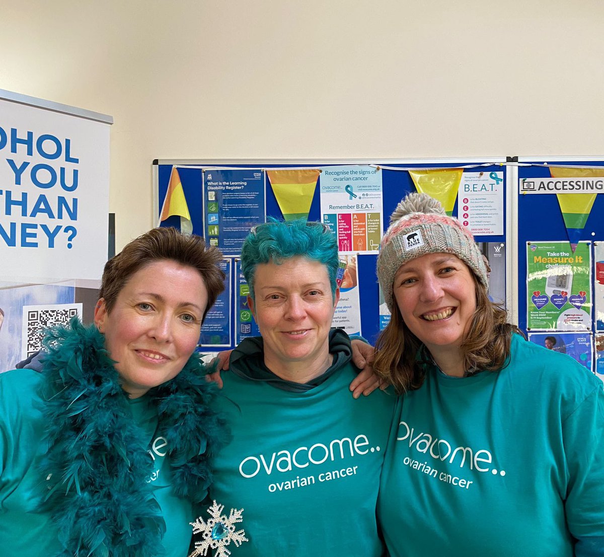 Raising awareness of symptoms of ovarian cancer <a href="/Ovacome/">Ovacome - the ovarian cancer support charity</a> in Bournemouth with my lovely sister🩵