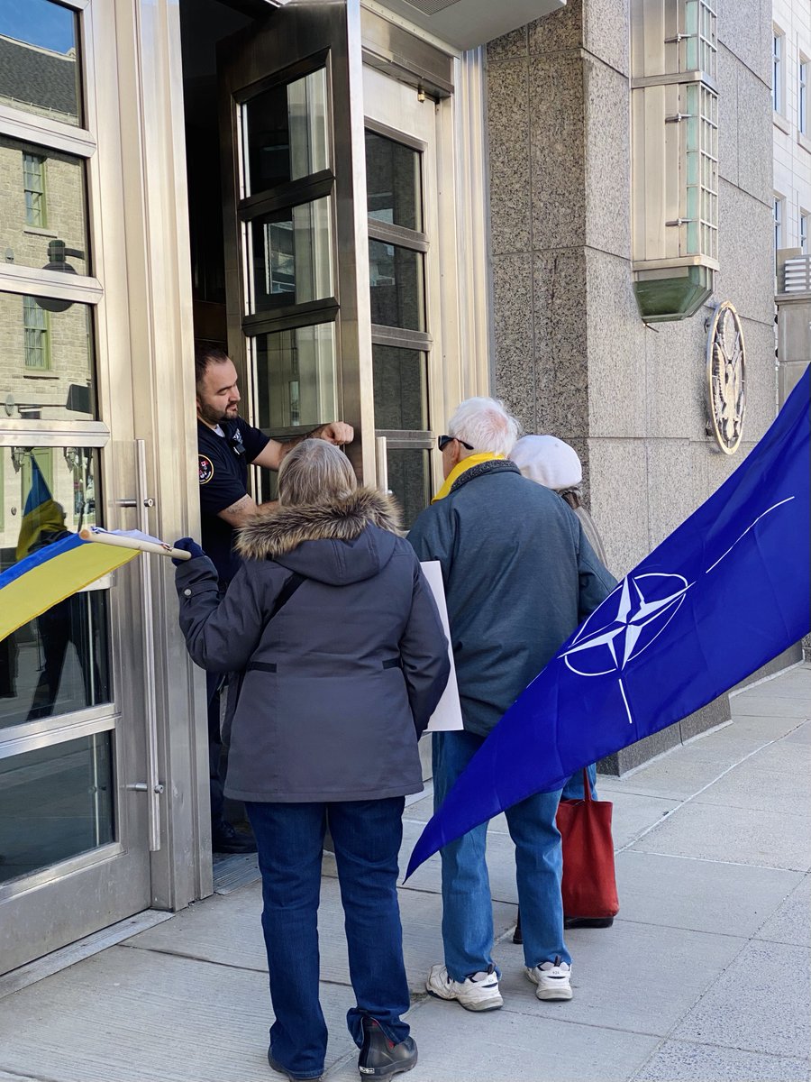 REP meet-up in front of the USA embassy in Ottawa. Please, please, please pass the Ukraine Aid Bill! 
#DarkBrandon #FourMoreYearsMore 
#StandWithUkraine