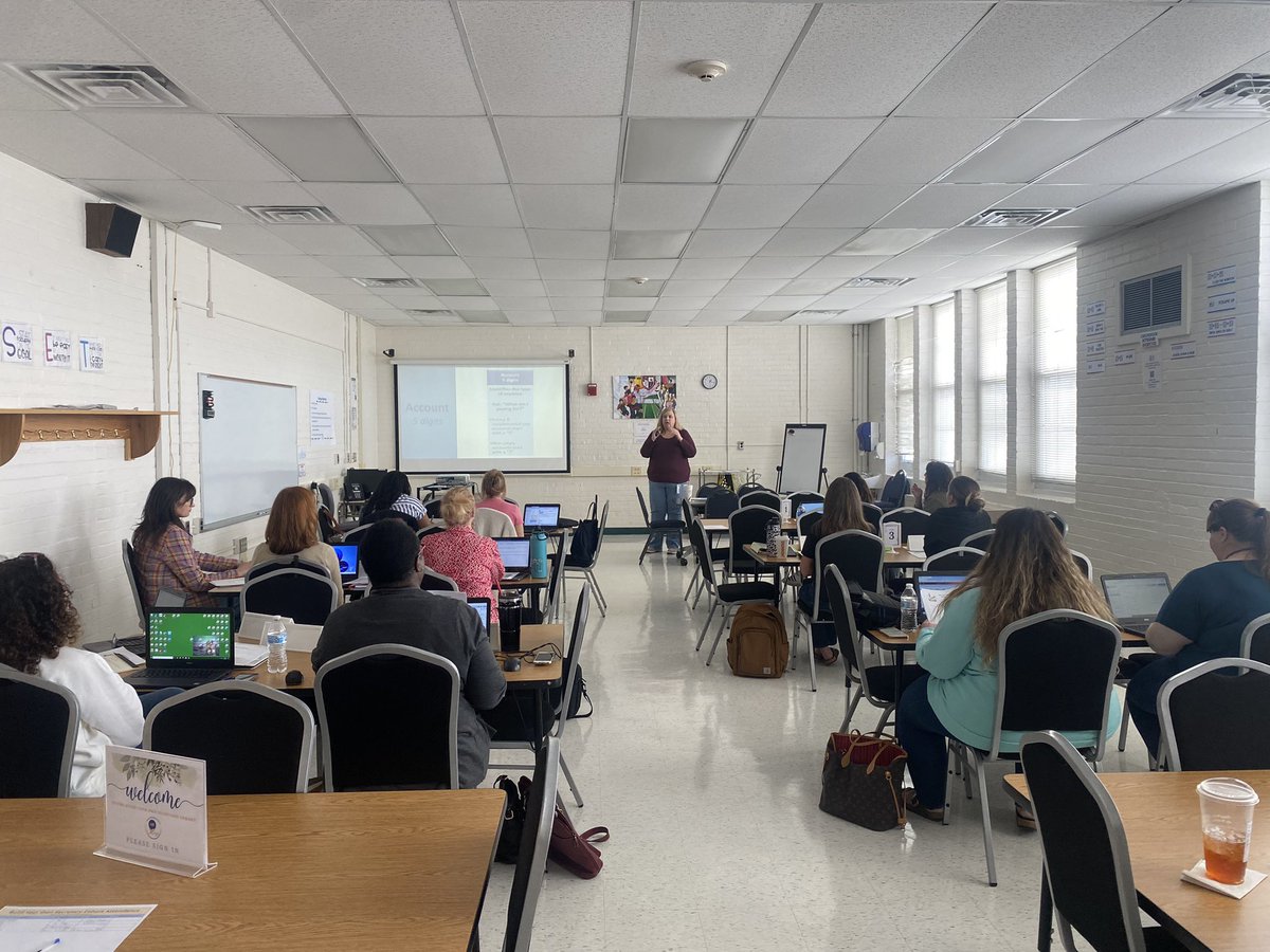 We are half way through the Build Your Own Secretary cohort program! Grateful for this wonderful group of participants who want to grow their expertise! 
Thank you to Dr. Paul Lebo and Heather Clabaugh for joining us today!