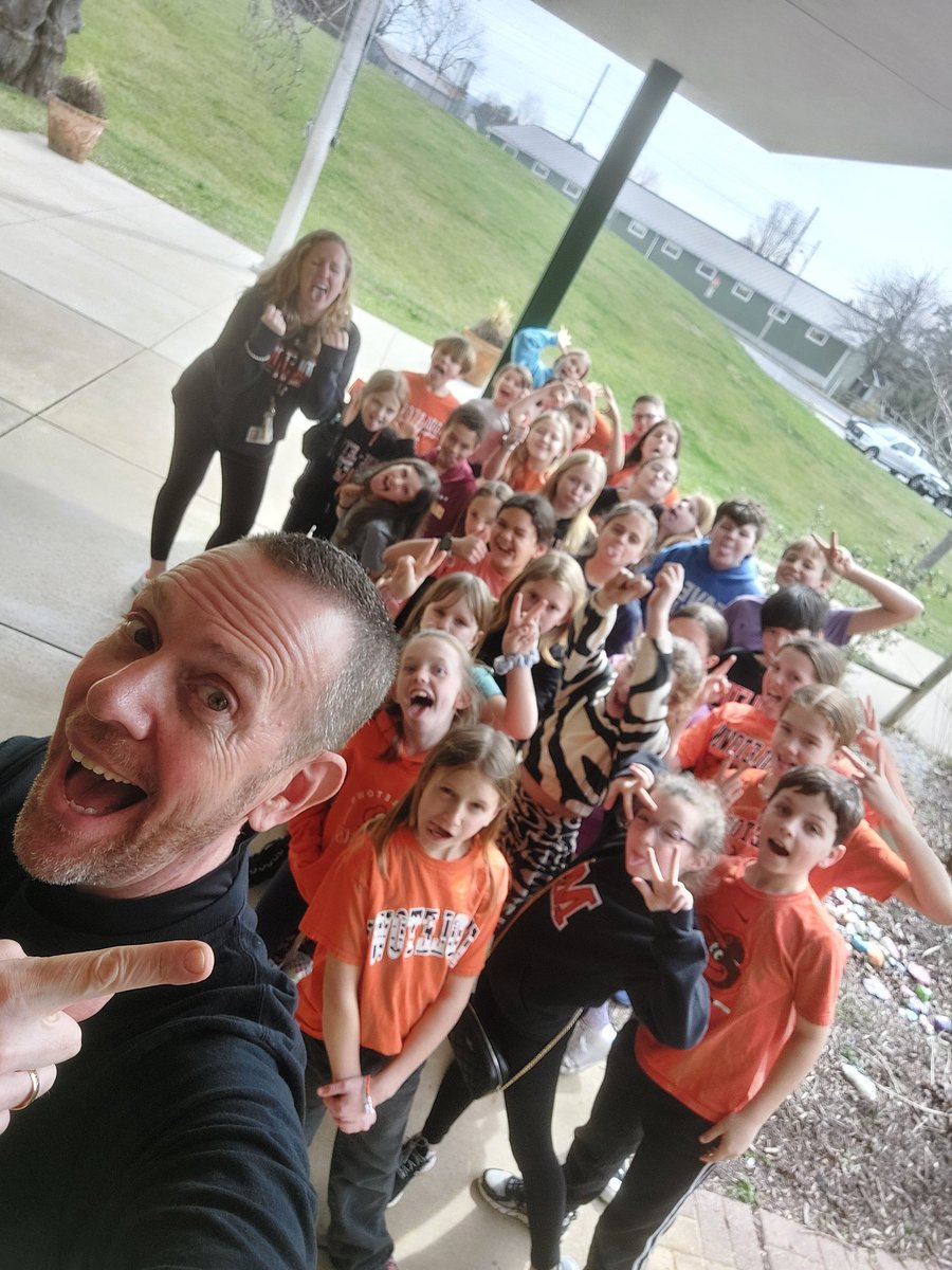 Ryan Hench (@vpahench) on Twitter photo Growing future leaders from current student leaders <a href="/MiddletownElem/">Middletown Elementary FCPS</a> with our new student council members and my co-leader, Miss Fitz! Growing future leaders from current student leaders <a href="/MiddletownElem/">Middletown Elementary FCPS</a> with our new student council members and my co-leader, Miss Fitz!