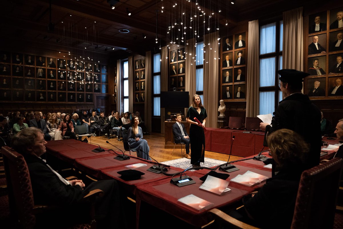A final #IWD2024 shout-out to the amazing Dr. <a href="/MirtePascha/">Mirte Pascha</a> who successfully defended her thesis last week! Check out these amazing photos from the ceremony! 👩🏻‍🎓