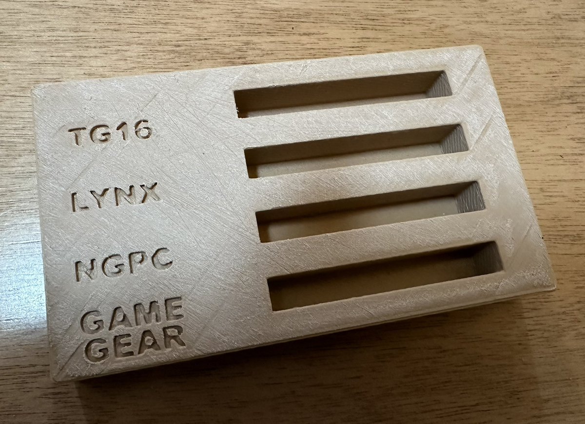 UnicityPoint's tweet image. The turbografx16, lynx and neo geo pocket adapters for the Analogue Pocket are finally here! Now the majority of my retro handheld physical collection is playable on one system 😍 also, the 20 minute design 3d printed rack I made for them 🧐