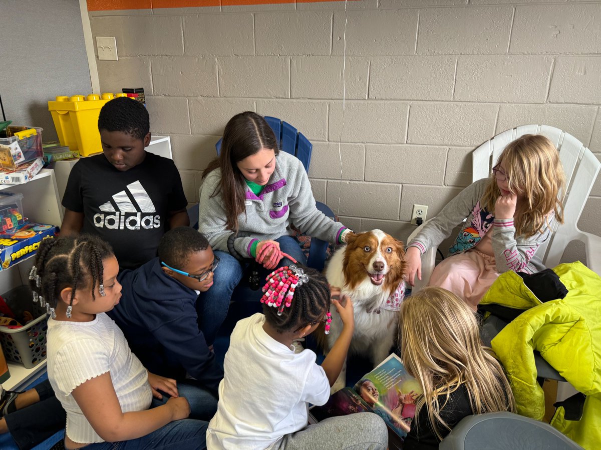 We had such a fun afternoon spending time with Mabel the dog! We read to her, made her some dog toys, and learned about how to play with animals safely!