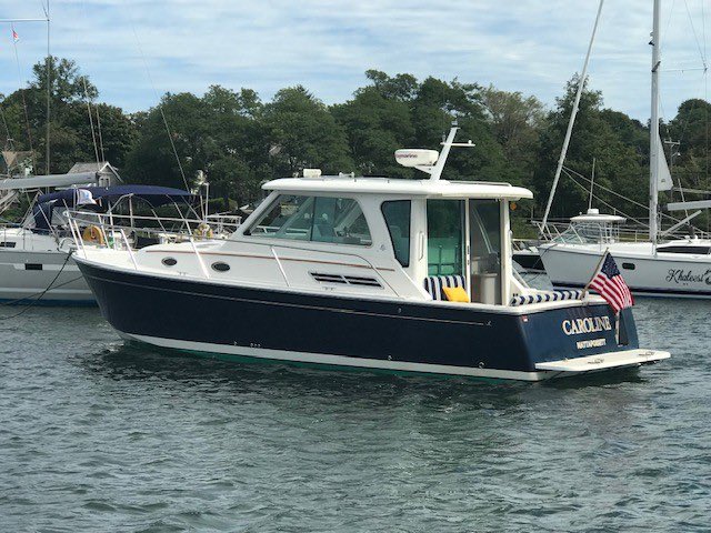 SOLD! Congrats to the new owners of this Back Cove Yachts 33. Broker Scott Lucas  says she’s in Mattapoisett but heading to her new homeport in Hull &amp; will be boating MA and the Islands this summer! We welcome them to the Boston Yacht and Back Cove Yacht boating families!