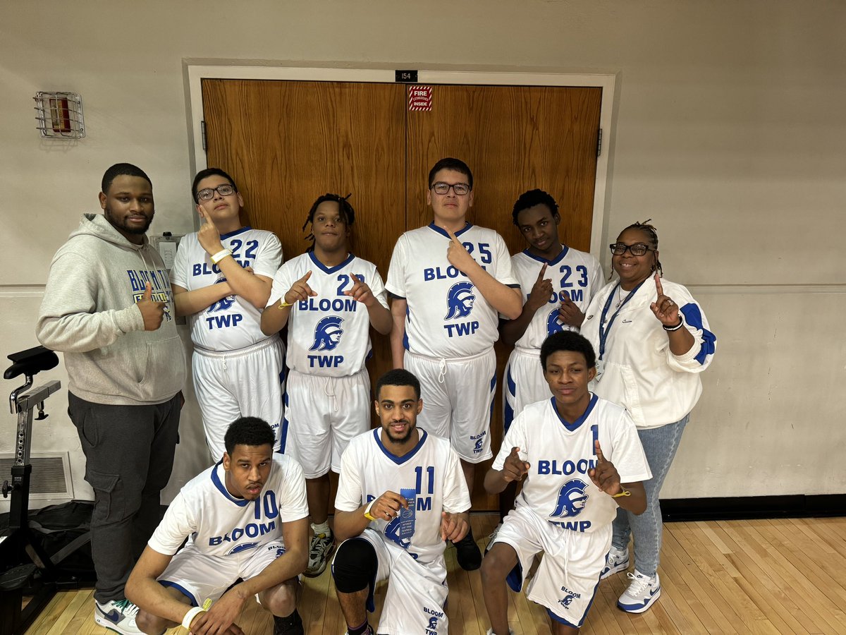 DrNavarre's tweet photo. Championship game tomorrow. https://t.co/DZCZvWmng4