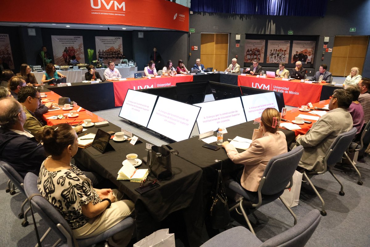 ANUIES's tweet image. Refrenda la #ANUIES su compromiso por los derechos de la mujer #DiaInternacionalDeLaMujer 

📍@ANUIES_CRAM sesiona en la @UVMMEXICO 

anuies.mx/noticias/refre…